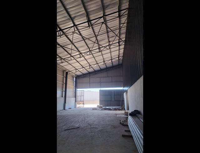 4,000M² WAREHOUSE TO LET IN KWAMASHU